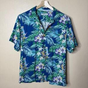 Tommy Bahama Shirt Mens Medium Button Up Short Sleeve  Hawaiian Silk Relaxed